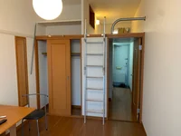 2階は絨毯仕様です。