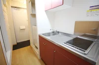 2口ラジエントヒーターでお手入れもしやすいキッチンです♪