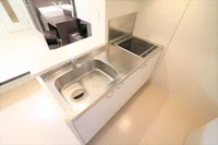 ワイドキッチン2口コンロ(ⅠH専用)お掃除が楽チン