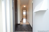 同シリーズの類似となります。現況を優先致します。