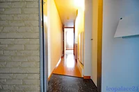 同シリーズの類似となります。現況を優先致します。