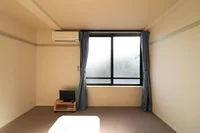 1Fはフローリング仕様・2Fは絨毯仕様になります。