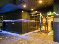 ホテル正面入り口