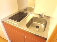 安心安全の電気コンロ、加熱力はばっちりのラジエントヒーター!