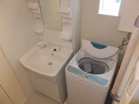 独立洗面台　【洗濯機】