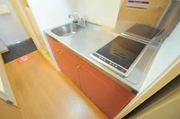 キッチンが広くのびのびお料理ができます！