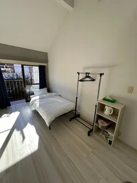 201号室と同じ写真ですが、ほとんど同じ物が置いてあります