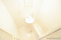 設備・使用は号室により異なる為、現況を優先致します。