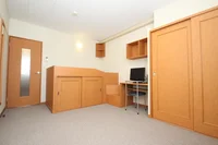 １階はフローリング、２階はカーペット敷きになります。