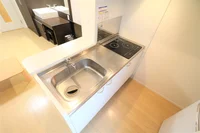 ワイドキッチン2口コンロでお掃除が楽チン