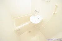 備品や設備仕様は号室等により異なります現地をご確認下さい。