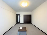 １Ｆはフローリング仕様・２Ｆは絨毯仕様