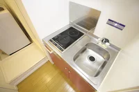 一人暮らしにピッタリの機能的なシンク