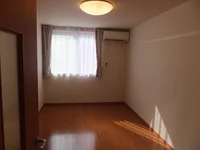 カーテン、エアコンあります