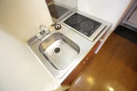 ２口の電気コンロ付きキッチン♪