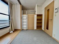 2階 部屋