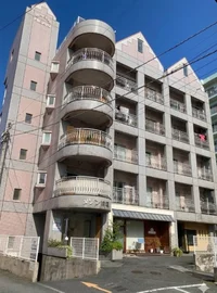 目の前にタイムズレンタカーあり！