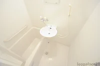 設備・使用は号室により異なる為、現況を優先致します。