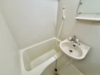 設備・仕様は号室により異なる為、現況を優先いたします。