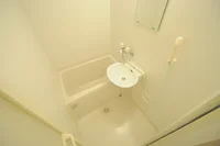 設備・使用は号室により異なる為、現況を優先致します。