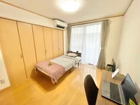 ※撮影用の観葉植物・食器調理器具・雑貨類等はございません。※図面・写真は現況優先。