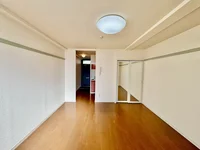 １階　部屋（家具家電無）