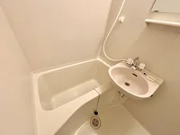 設備・仕様は号室により異なる為、現況を優先いたします。