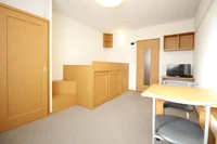 ベッドの下は大型収納スペース☆（2F：絨毯仕様）