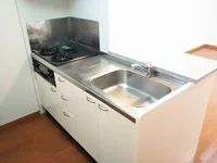 2口ラジエントヒーター付き。部屋により設備が異なる場合あり。