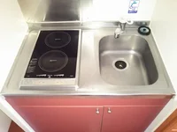 2口ラジエントヒーター付き。部屋により設備が異なる場合あり。