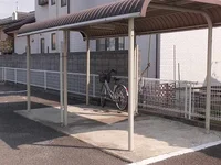 屋根付き駐輪場あり