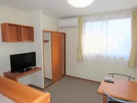 2階はカーペットのお部屋です