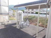 屋根付き駐輪場あり