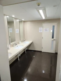共用洗面所