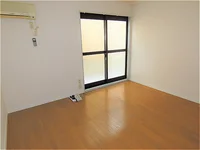 101・103号室は家具無のお部屋です