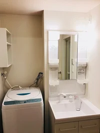 独立洗面台