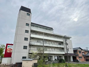 鯖江市のウィークリー・マンスリーマンション「マンスリー鯖江」外観画像