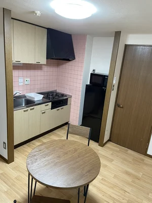 ※炊飯器・鍋フライパン・掃除機・アイロン・空気清浄機・HDD・ブルーレイレコーダーは現在設置しておりません。