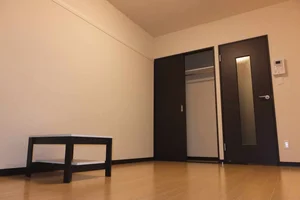 大阪音楽大学短期大学部周辺のマンスリーマンション・ウィークリーマンション「レオパレスサンフラワー 302(No.1002155)」メイン画像