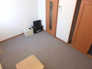 横浜市立大学舞岡キャンパス周辺のマンスリーマンション・ウィークリーマンション「レオパレスエスタ　セルトⅡ 201(No.1010693)」メイン画像