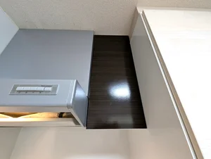 キッチンの上に2段収納◎