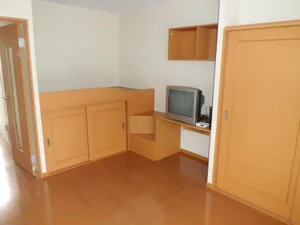 可児市のマンスリーマンション・ウィークリーマンション「レオパレスラピス 107(No.1014933)」メイン画像