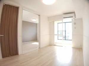 上飯島駅（秋田県）のマンスリーマンション・ウィークリーマンション「エピソードⅠ 203・洋室(No.1016103)」メイン画像