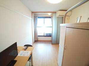 のマンスリーマンション・ウィークリーマンション「レオパレスエイト 204(No.1018462)」メイン画像