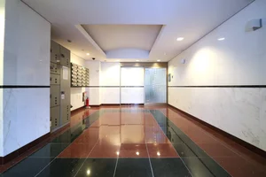 広々としたエントランス