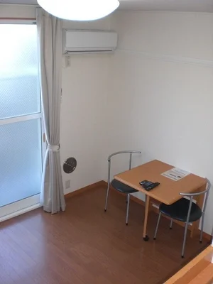 杏林大学井の頭キャンパス周辺のマンスリーマンション・ウィークリーマンション「レオパレス独歩 105(No.1023701)」メイン画像