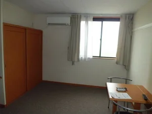 のマンスリーマンション・ウィークリーマンション「レオパレスラピス 210(No.1024817)」メイン画像