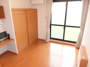 のマンスリーマンション・ウィークリーマンション「レオパレスグラン　シャリオ 102(No.1036639)」メイン画像