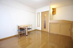 大津市のマンスリーマンション・ウィークリーマンション「レオパレスＩＳＨＩＤＵＭＩ 106(No.1036668)」メイン画像