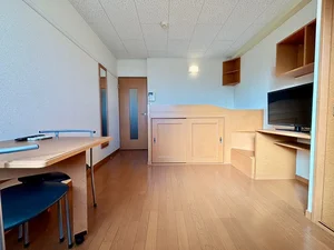 小町屋駅（長野県）のマンスリーマンション・ウィークリーマンション「レオパレスユートピア 205(No.1038323)」メイン画像